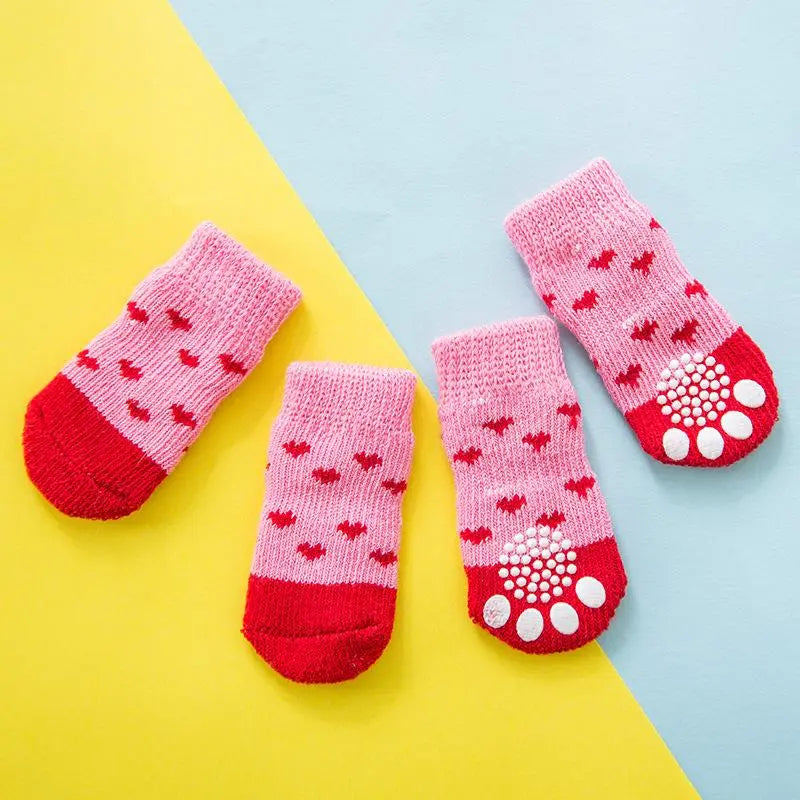 Adorable Cartoon Duck Pet Socks for Cats & Dogs - 2 Pairs of Non-Slip Soft Paw Protectors