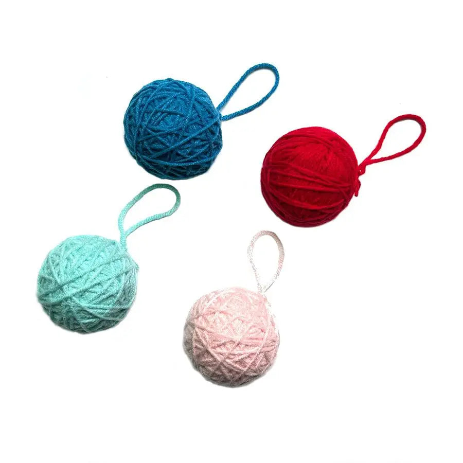 Colorful Cat Yarn Ball Teaser Set - 4 Interactive Stuffed Toys for Indoor & Outdoor Fun!