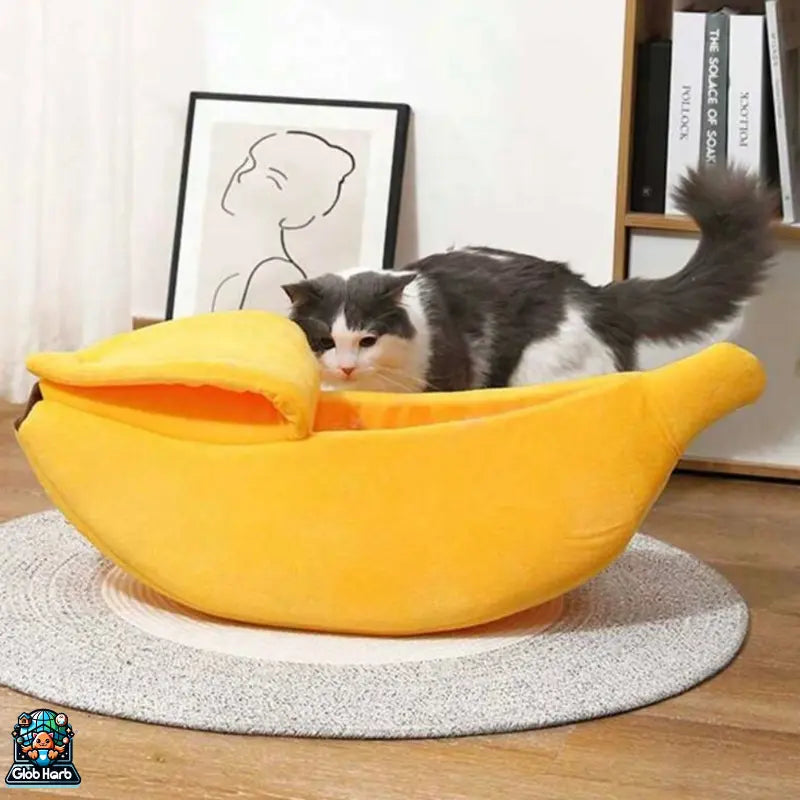 Cozy Banana Cat Bed - Adorable Soft Cuddle House for Cats, Kittens, Rabbits & Small Dogs - Perfect Yellow Pet Bed!