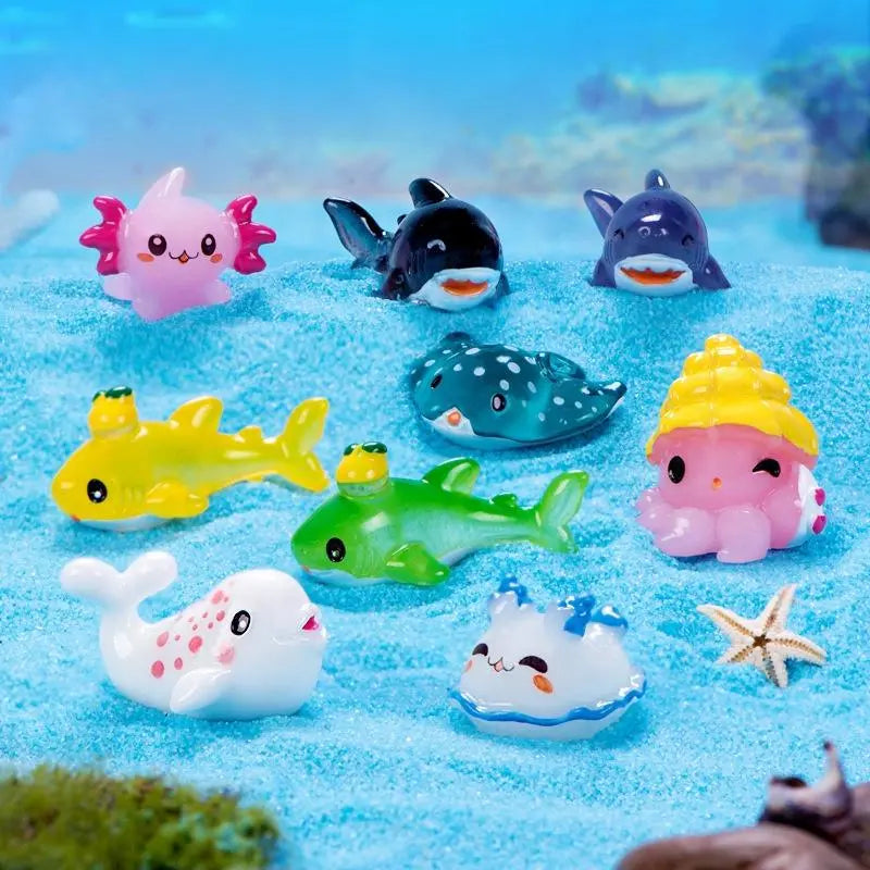 Adorable Miniature Fish & Aquatic Decorations for Fish Tanks - 20/50 Pcs Cute Animal Shapes for Home & Office Micro Landscapes