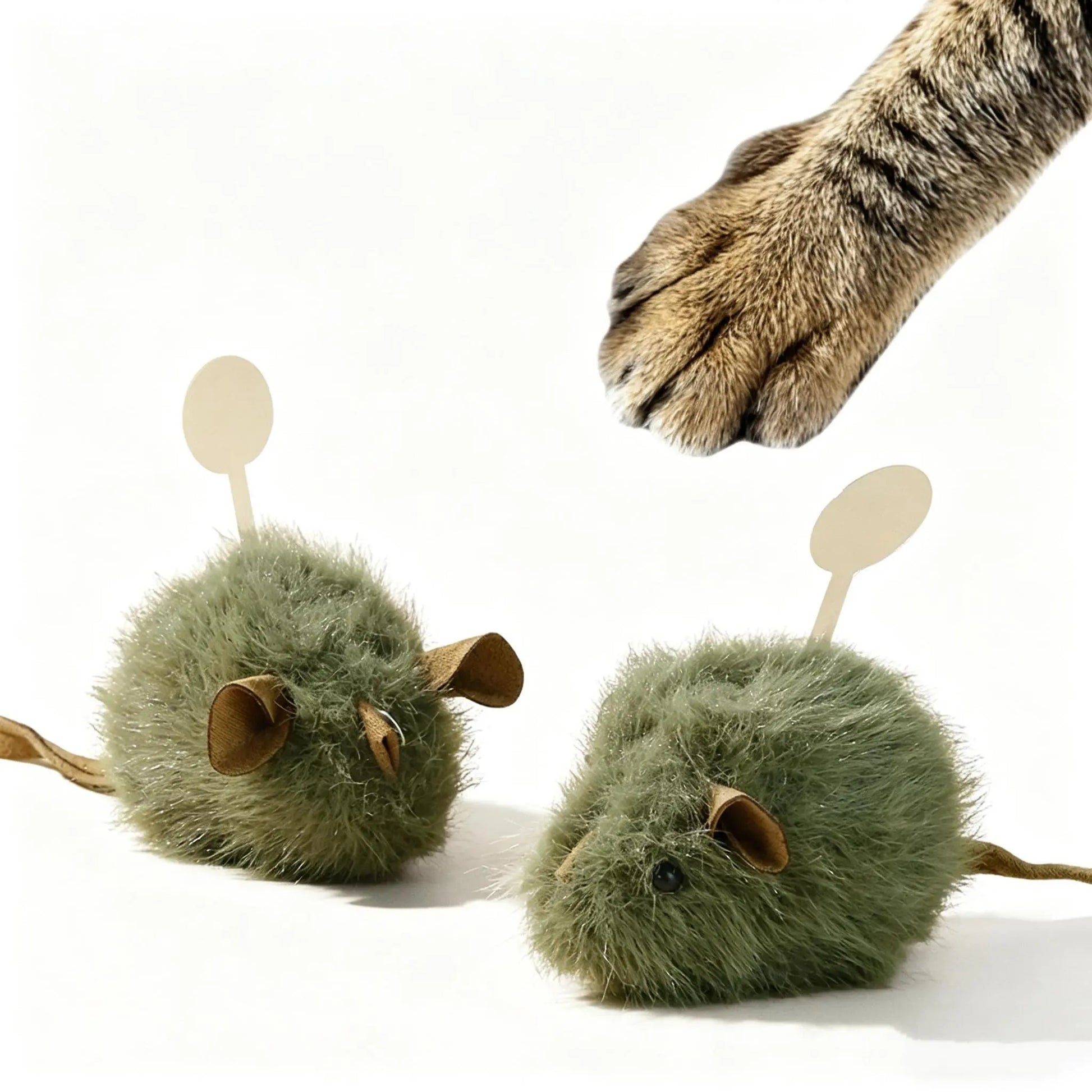 Interactive Plush Mouse Cat Toy - Sound & Catnip Chew Toy for Cats & Dogs - Boredom Relief Gift!