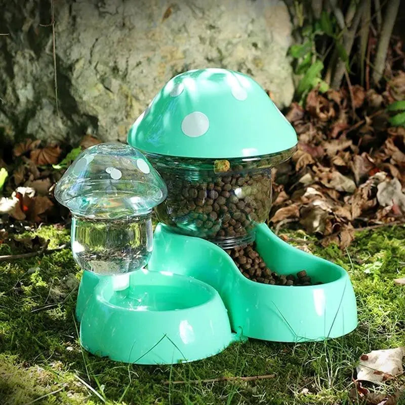 Smartpaws 1.8L Automatic Pet Feeder with Anti-Tipping Mushroom Bowl - Perfect for Mess-Free Mealtime!
